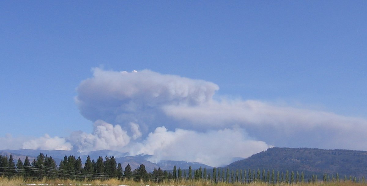 5432040-Table%20Mtn%20Fire%201.jpg