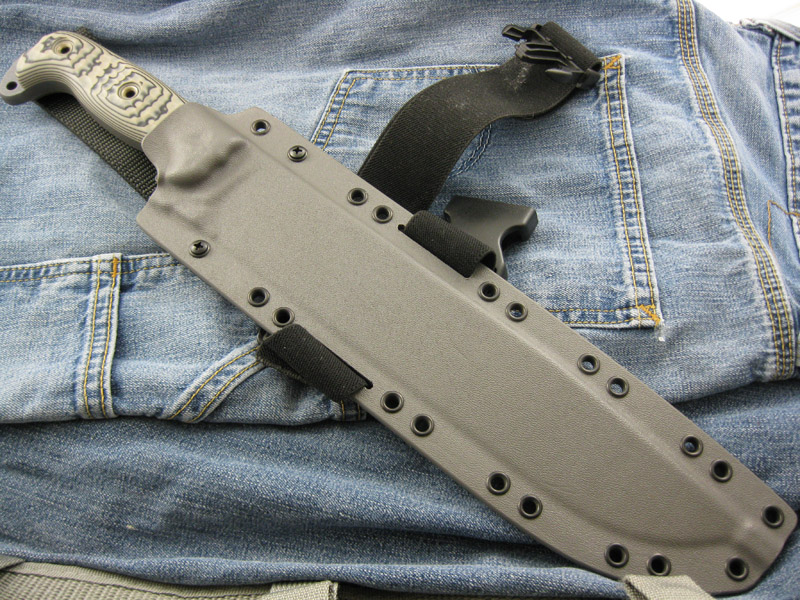Busse_ASHBM_TankerGrey_GryBlk_MashedCatSheath_003.jpg