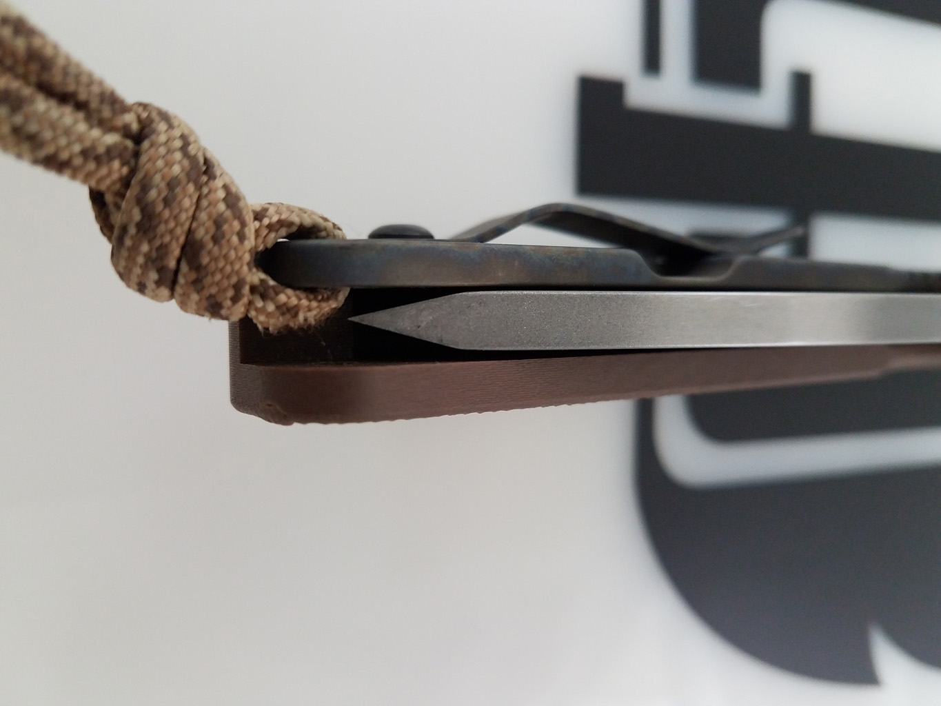 Strider_SMF_S110V_Tanto_USFlagHandle_008.jpg