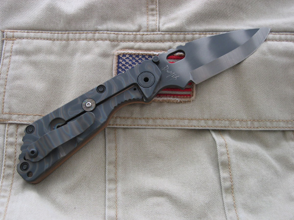 Strider_DDC_SnG_ChslDrp_02b.jpg