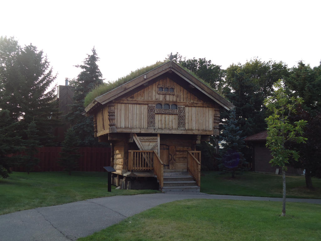 authentic_viking_house_by_pikkatze-d310s0j.jpg