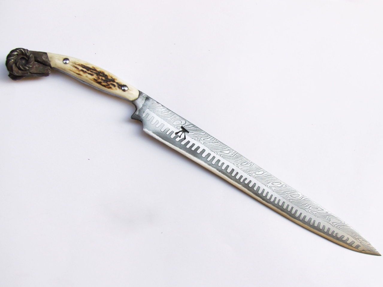 thiel%20damascus%20knife.jpg