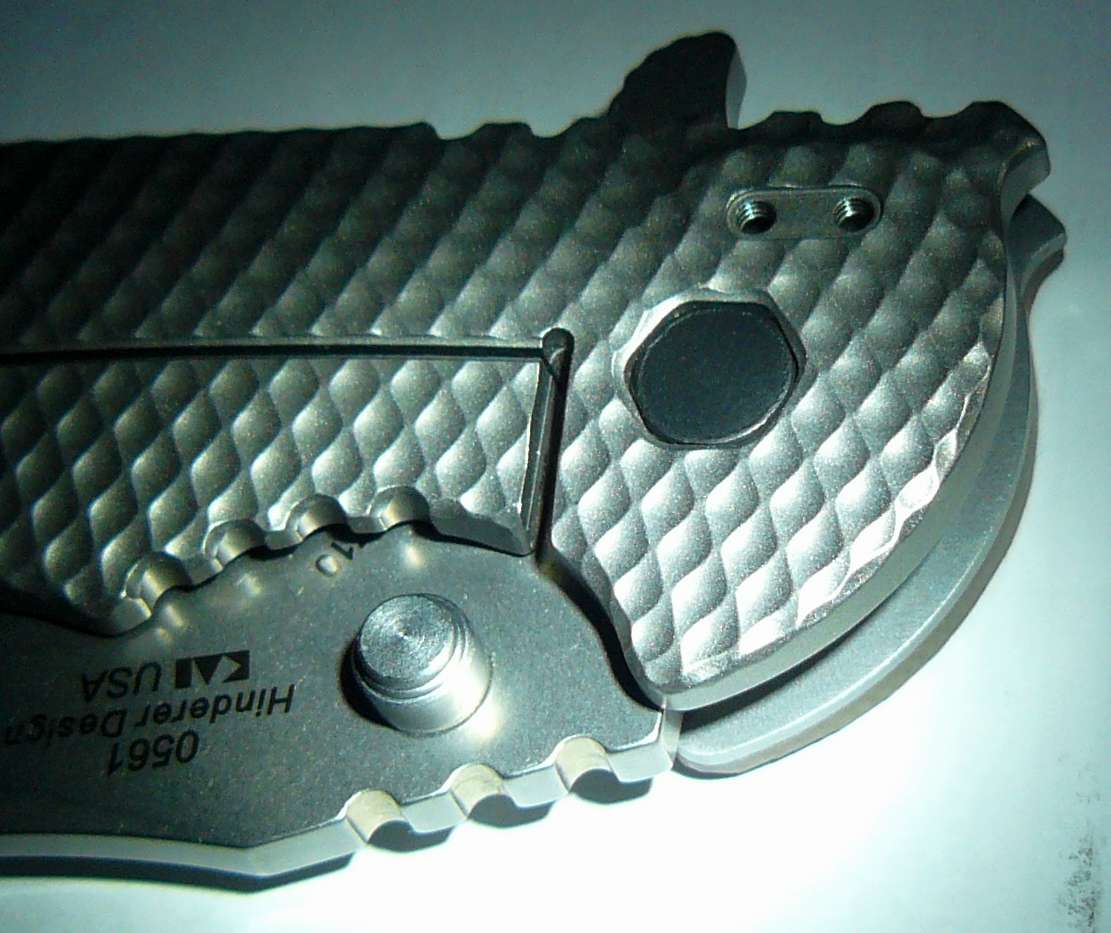 01242013zt561lockbarcar.jpg