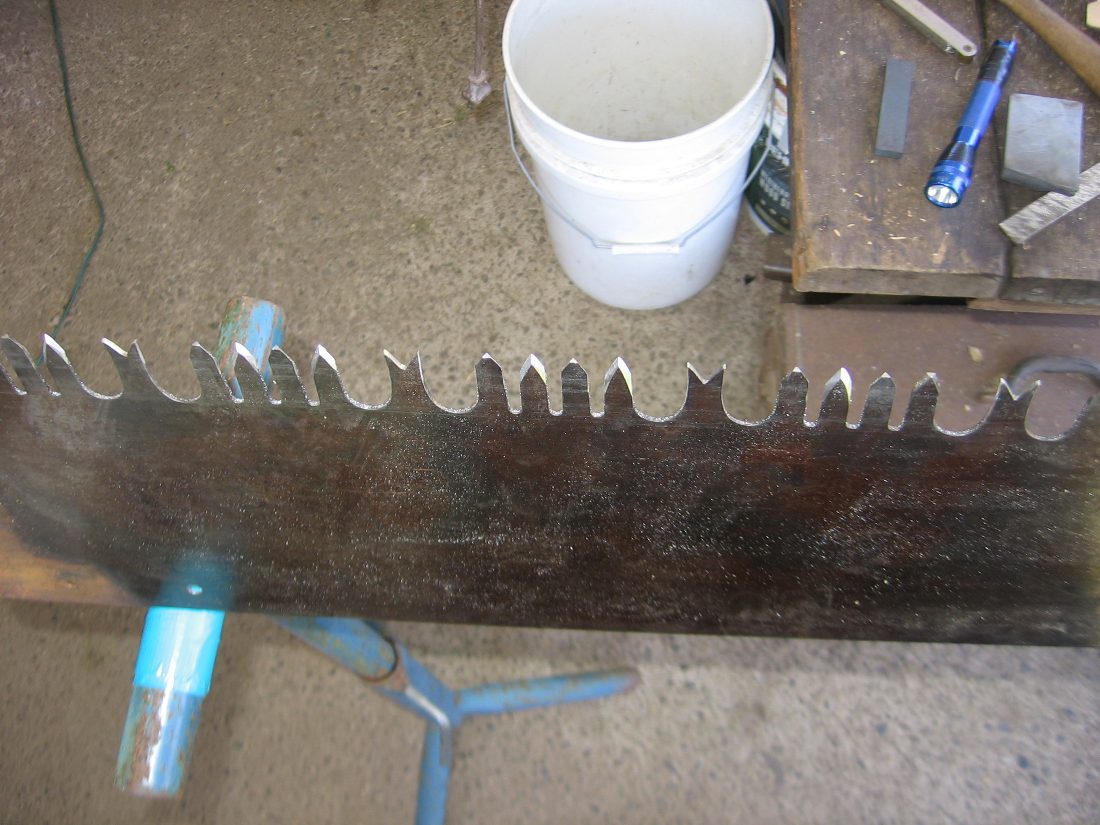 Saw%20vise2.jpg