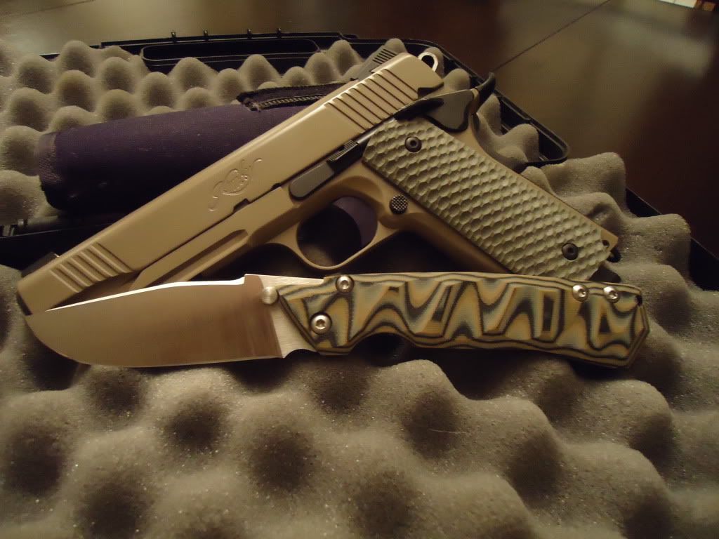 GunsandKnives5-12-11006.jpg
