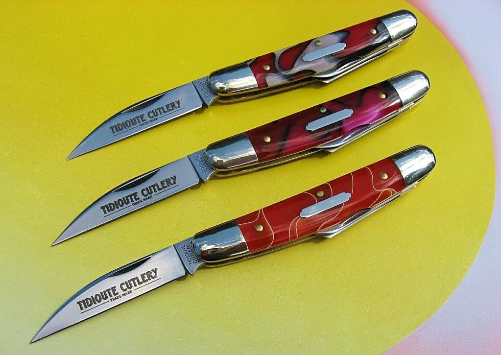 GEC62WharncliffeAcrylicTrio03.jpg