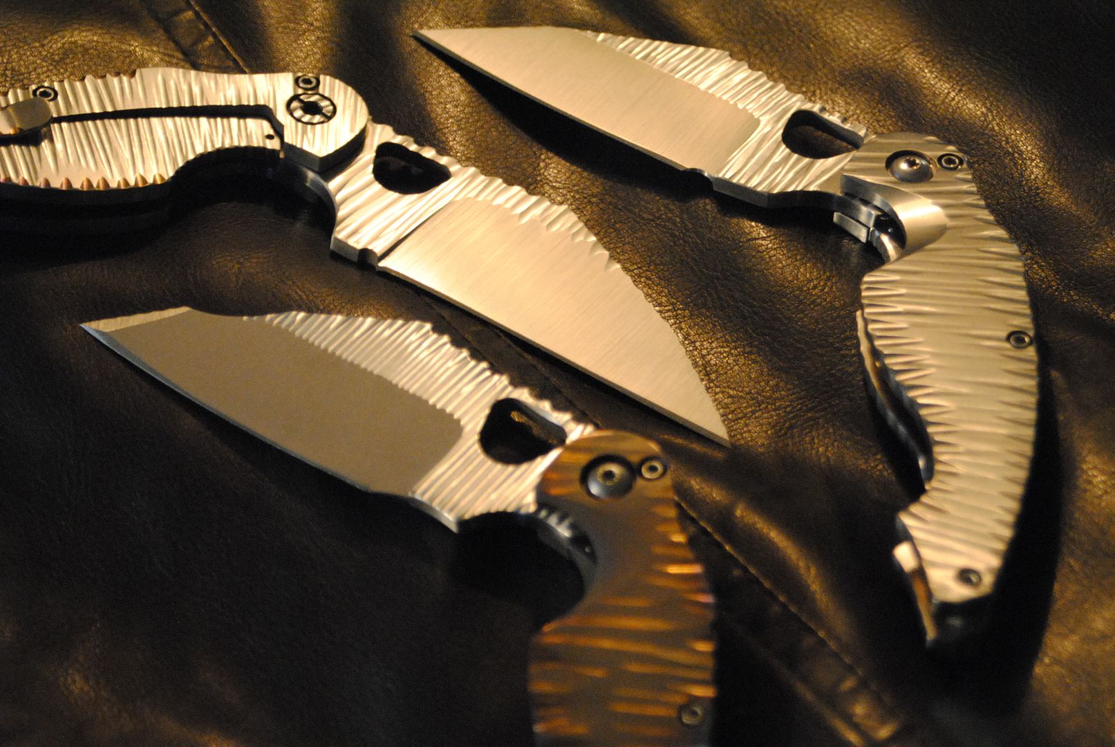 SkinWalkers-NewFinish-Damascusclip005.jpg