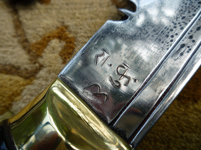 M690F.jpg