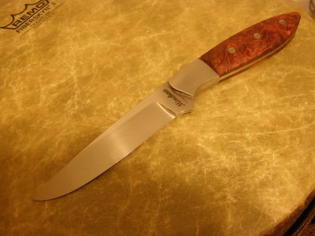 knives385.jpg