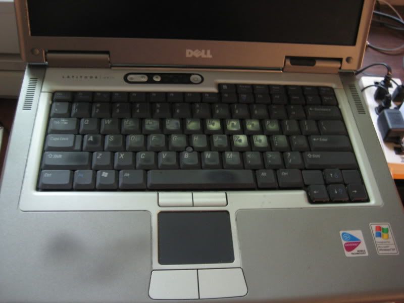 dell002.jpg