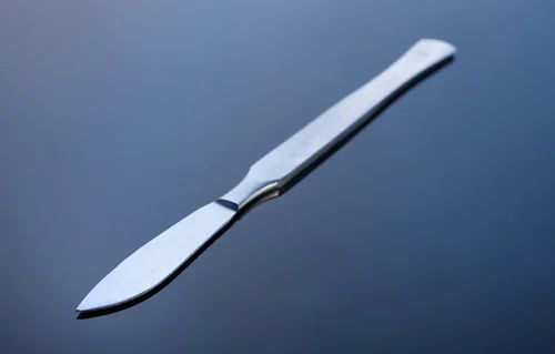 surgical-scalpel-500x500.jpg
