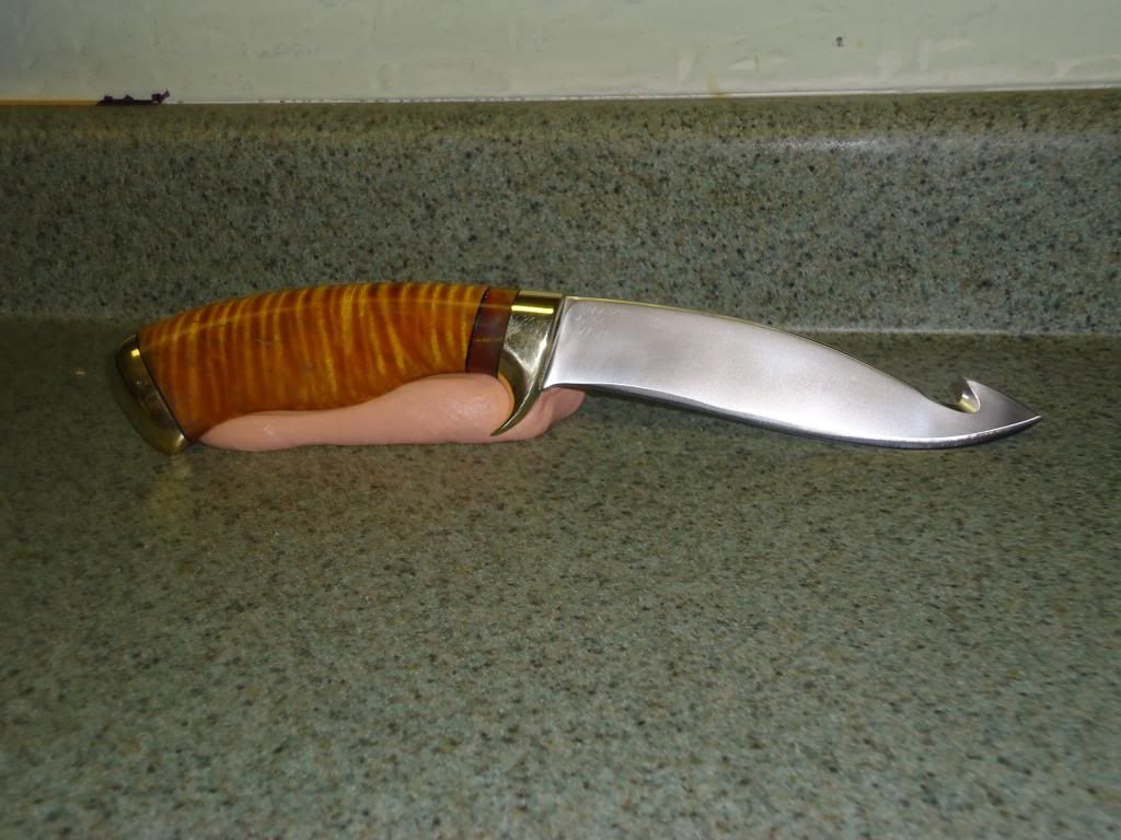 GutHookKnife_zps9201a5cf.jpg