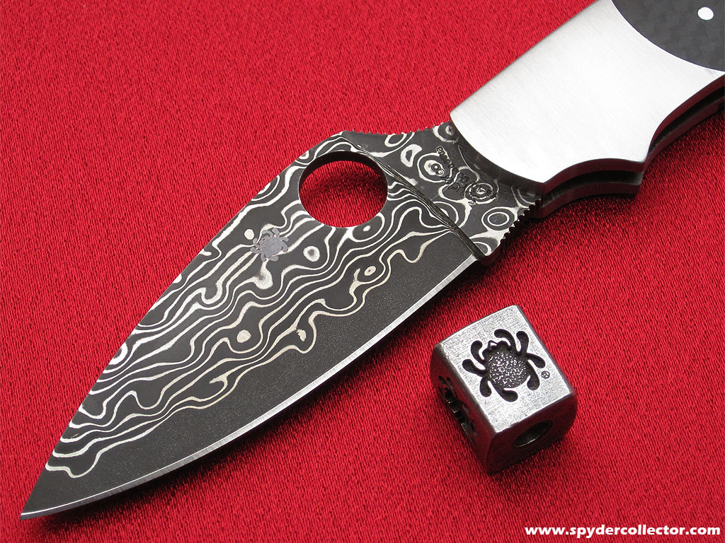 caly3damascus_blade.jpg