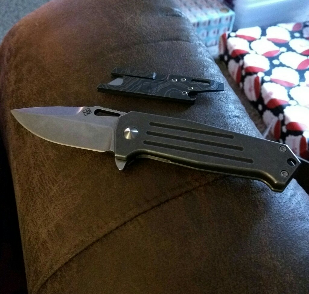 z7pmcT8.jpg