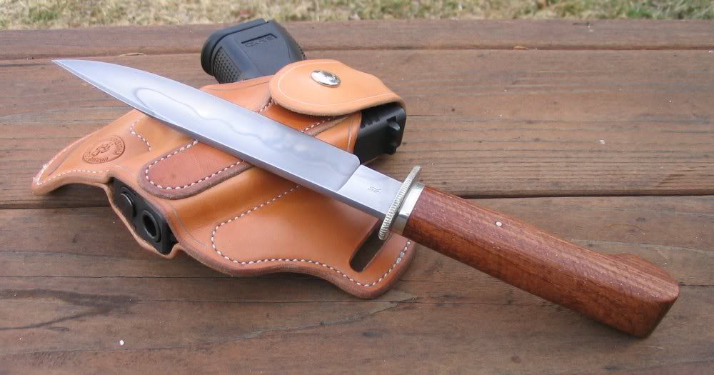 guninholsterknife.jpg