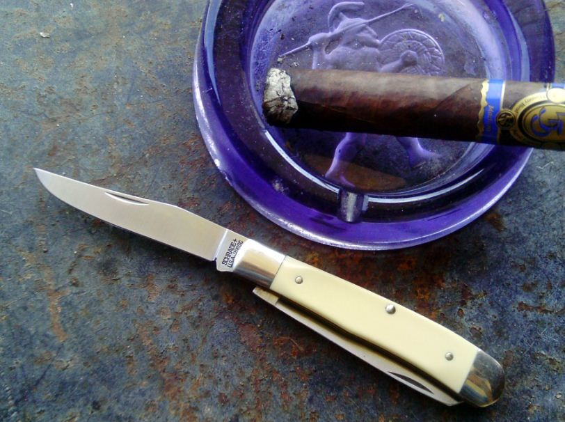 Trappercigar_zps5c137d49.jpg