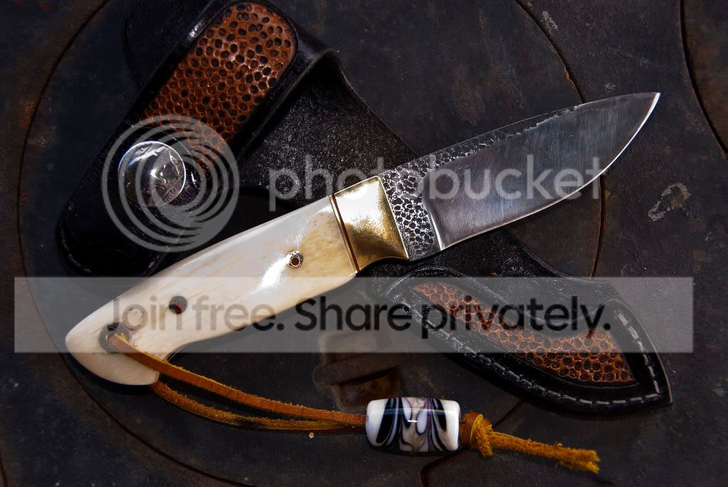 9knife2.jpg