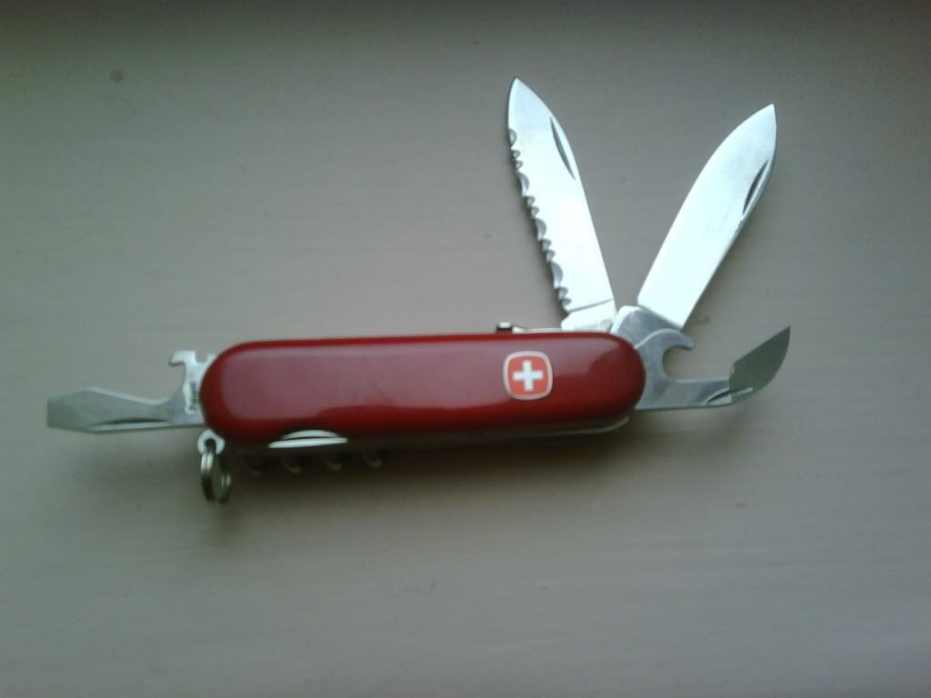wengerknife.jpg