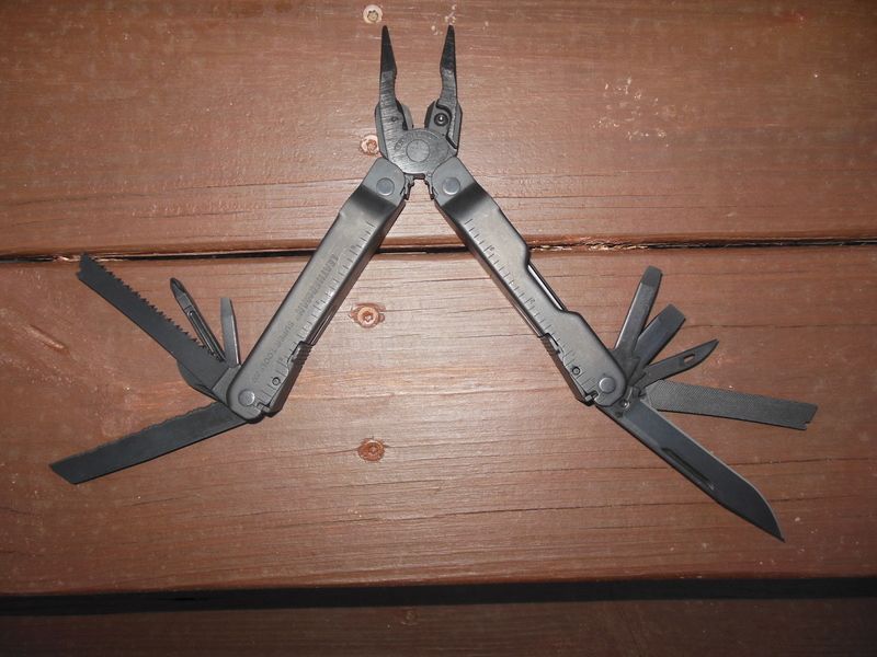 Leatherman300%20004.jpg