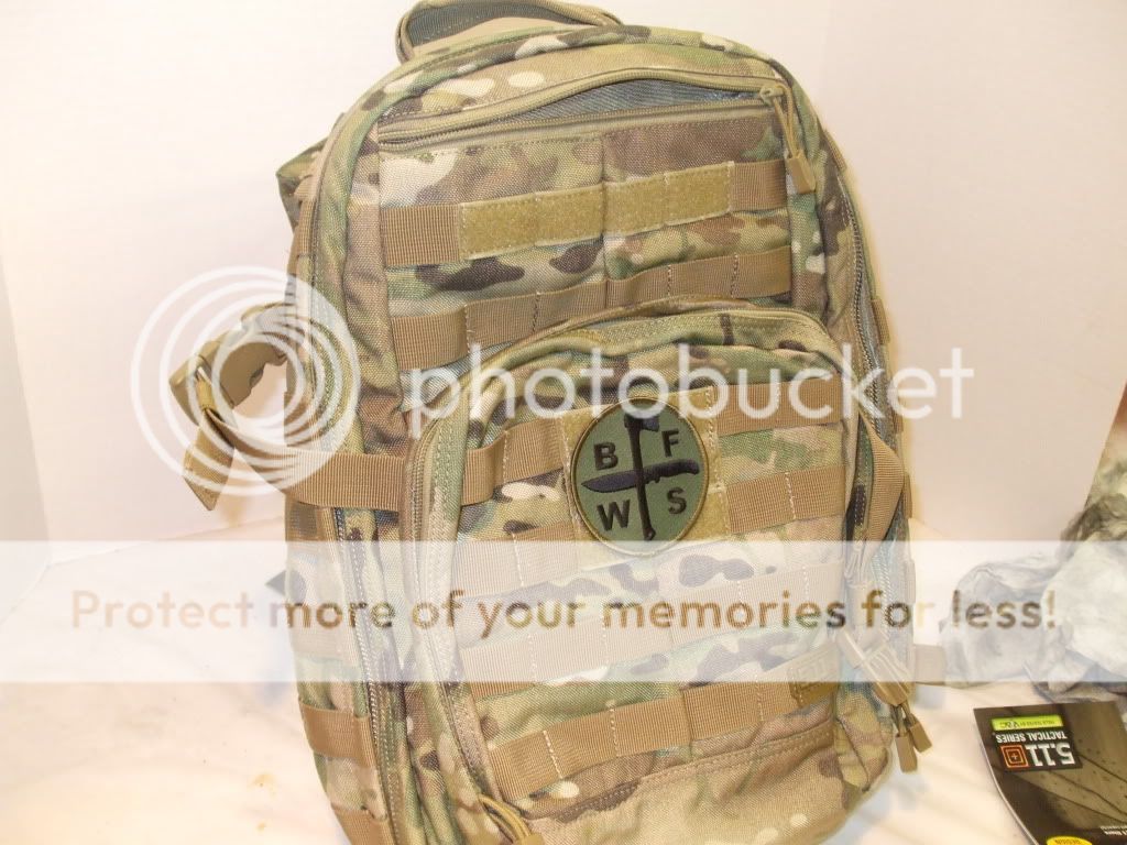 41812042.jpg