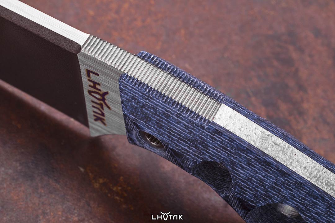 RL1-NeckKnife_bluedenim_11.jpg