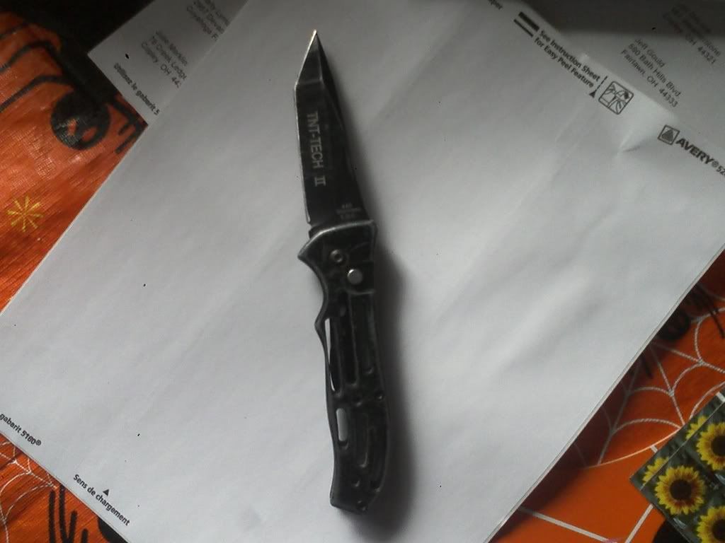 tnttechknife.jpg