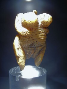 Venus_Hohle_Felse-225x300.jpg