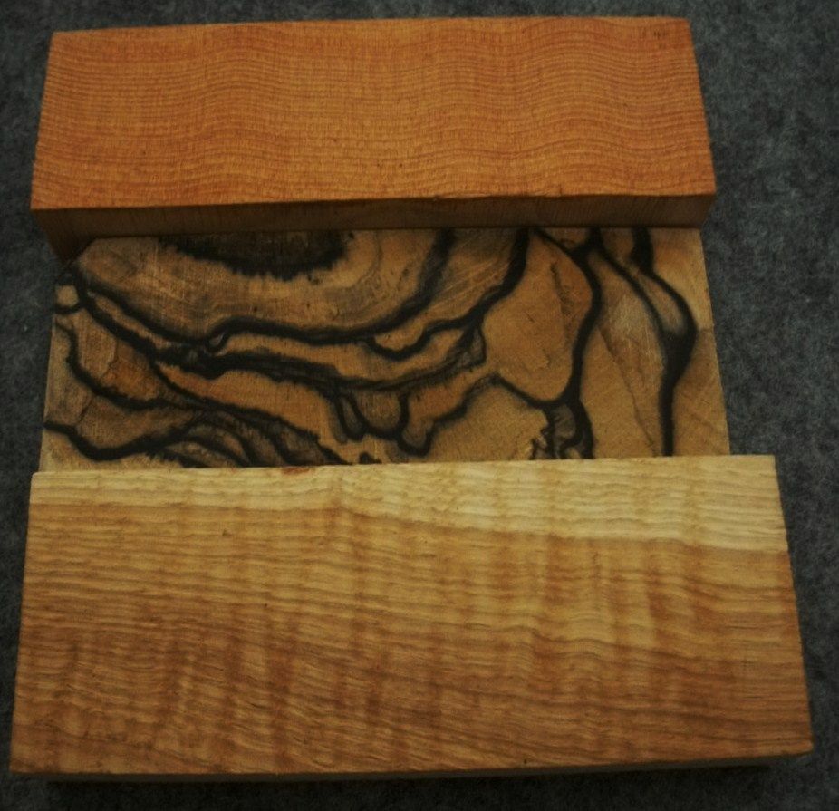 woodsale011.jpg