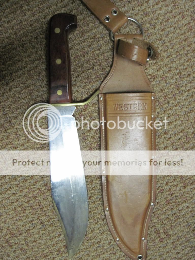 2010knivessale010.jpg