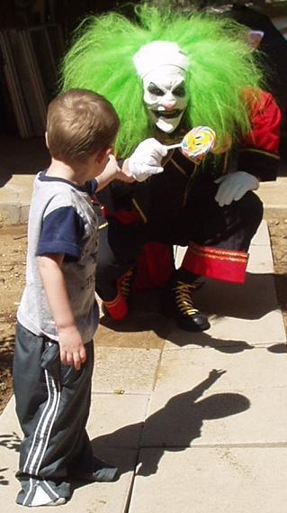 scary_clown_32.jpg