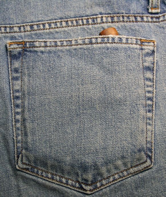 sheath_back_pocket_1.jpg
