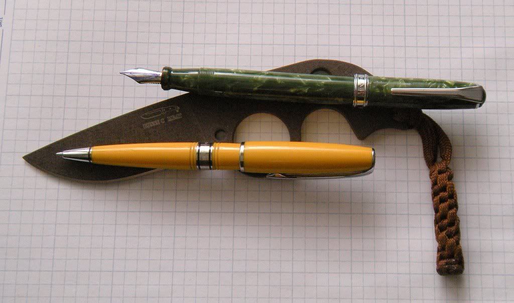Busses-Pens_3991.jpg