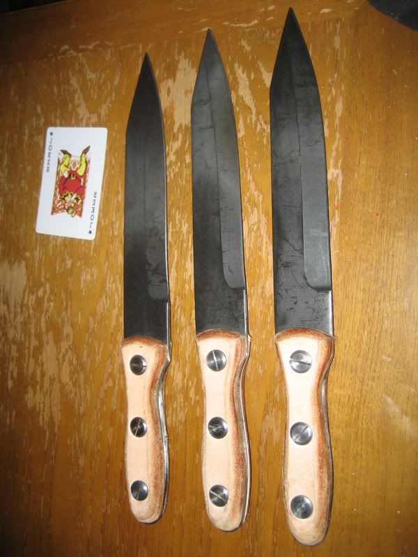 knives001.jpg