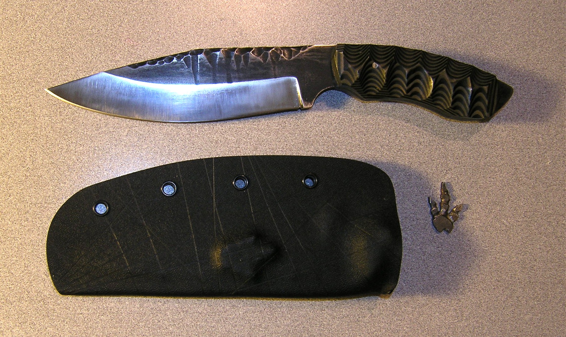 Bowie001a-urban_gray_guycarta.jpg
