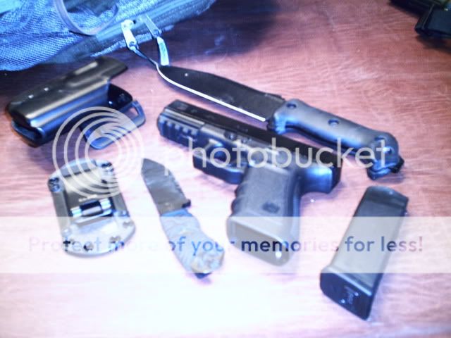 KNIVES45ACP026.jpg