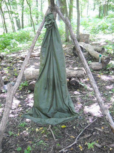poncho%20chair1.JPG