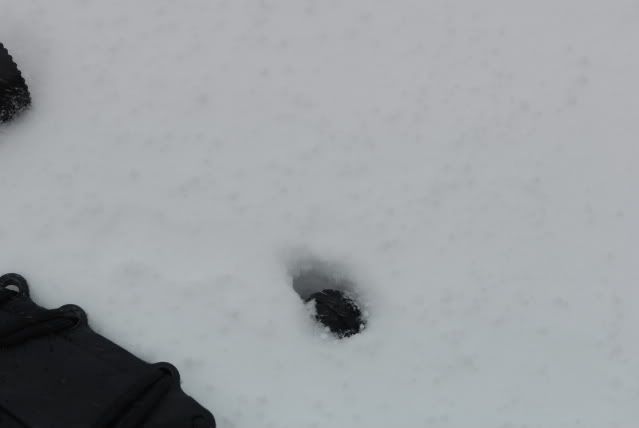 benchmade-snow1.jpg