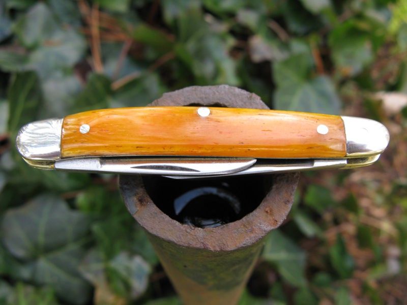 Schrade708YFeb14pile2_zps0e13e668.jpg