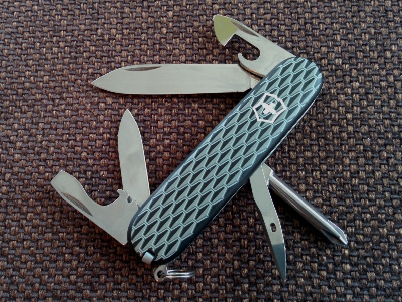 victorinox-soft-grip-tinker-wabemuster.jpg