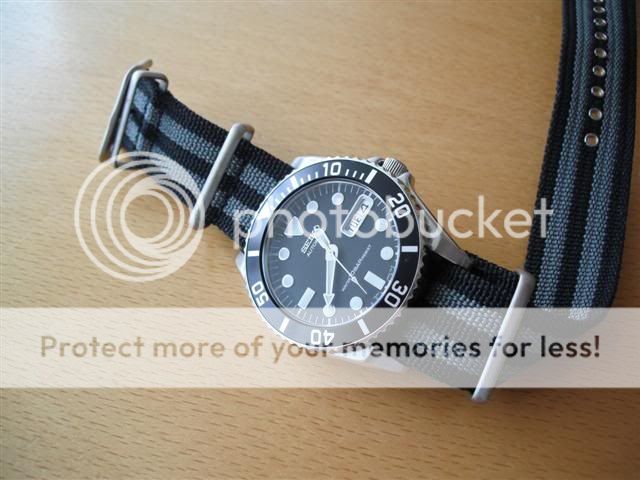 01SeikoBondNato1Small.jpg