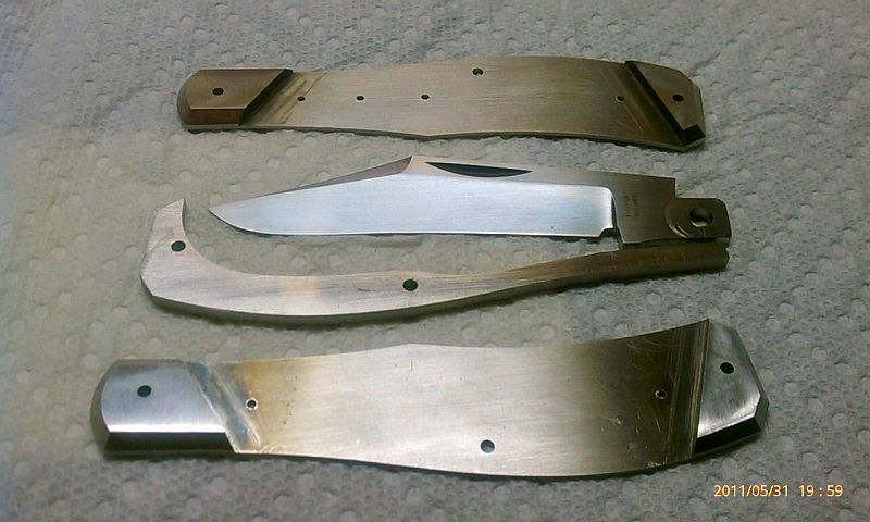 AKHunter-parts1.jpg