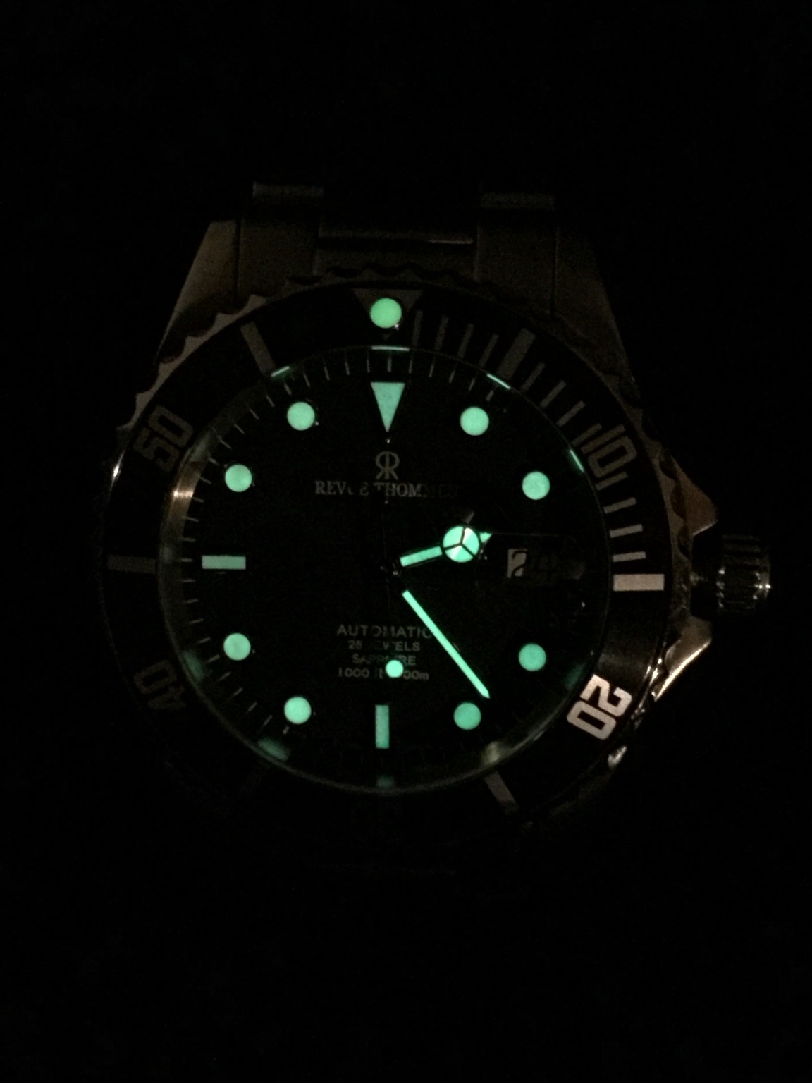 1d03cdb203764c9b9b4dbc2ea41ab61b.jpg