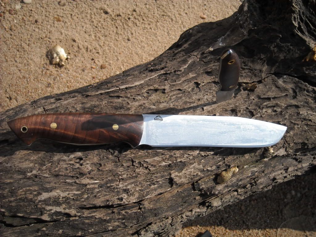 ARiverknives007.jpg