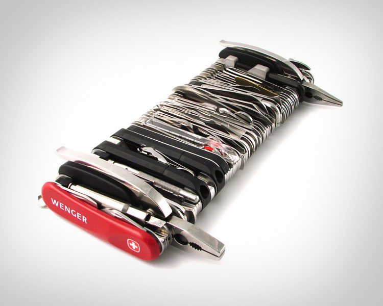 giant-swiss-army-knife-7810.jpg