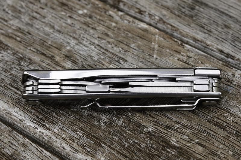 Wingman_in_a_handle_11_zps81fdee5a.jpg
