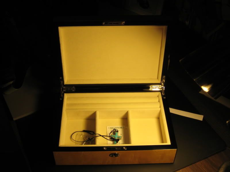 box002.jpg