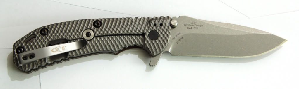 zt0561_c.jpg