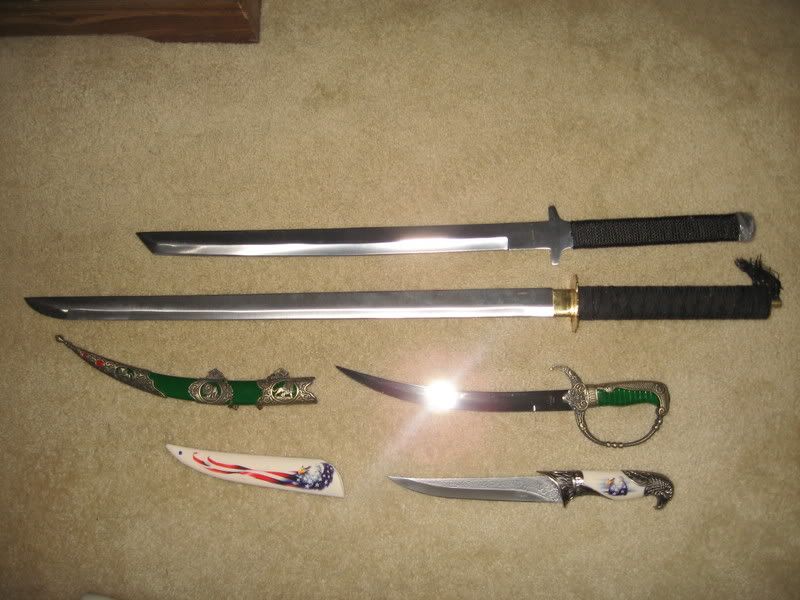 myknives004.jpg