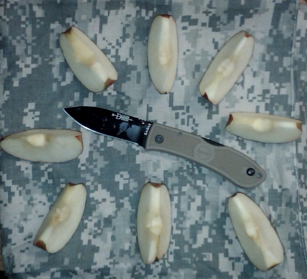 KaBar_Dozier_Folding_Hunter.jpg