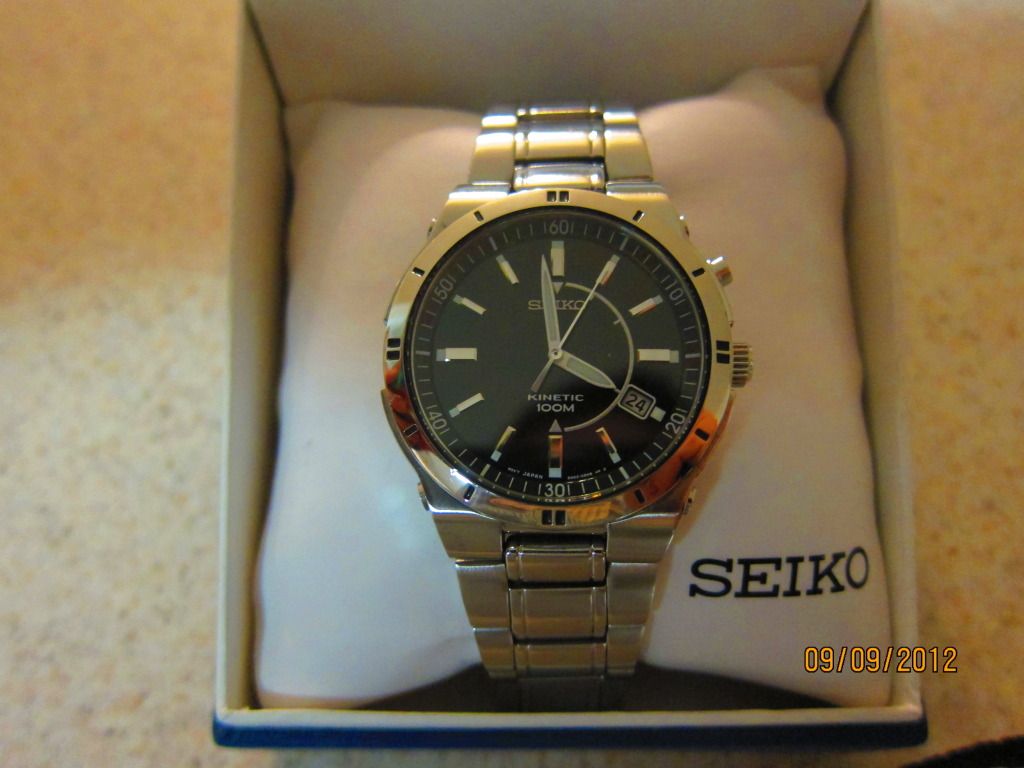 Seiko Kinetic Watch- Never will need to replace battery 